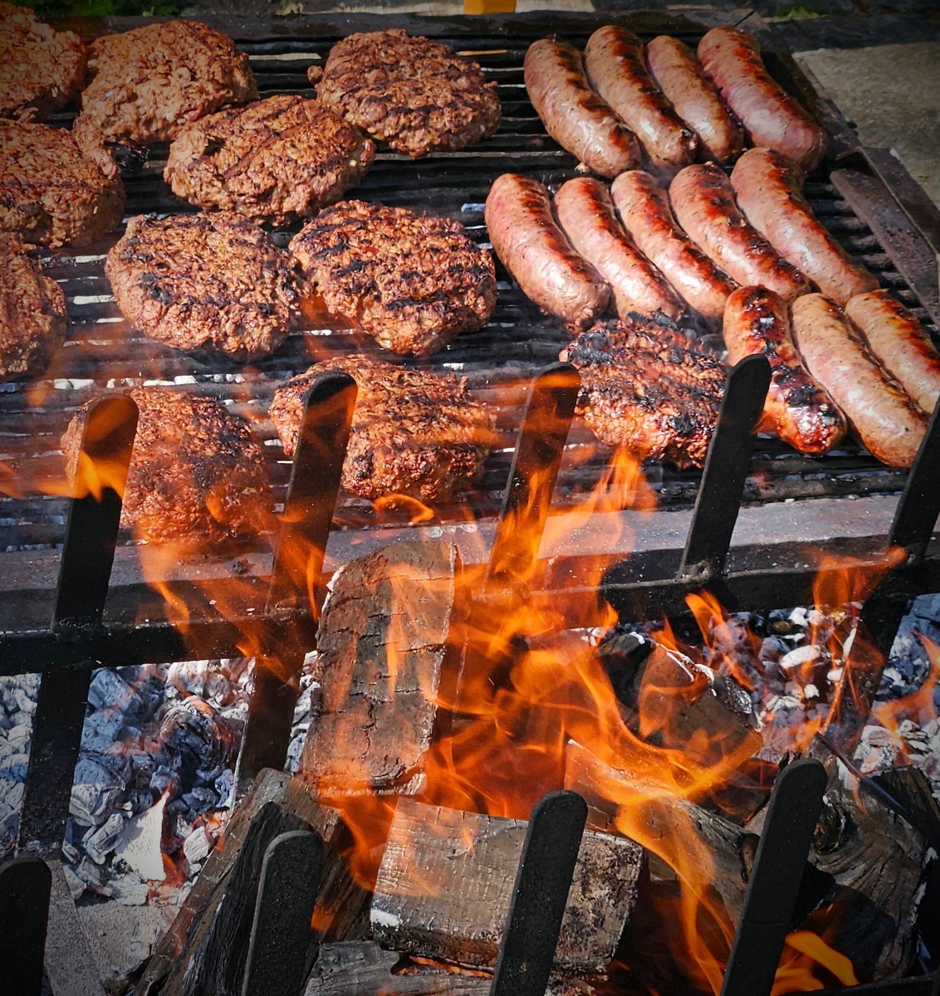 Burgers (2 Per Pack) 400g - Game On